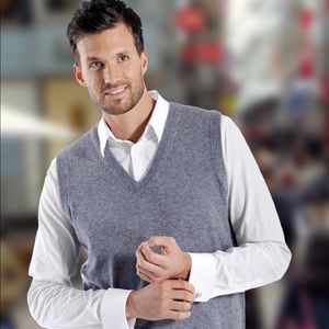 Jos. A. Bank Traveler Cashmere V Neck Sweater Vest Grey Size Large New with tags
